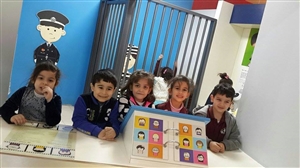أطفال روضة مدارس النظم الحديثة يزورون متحف الأطفال 